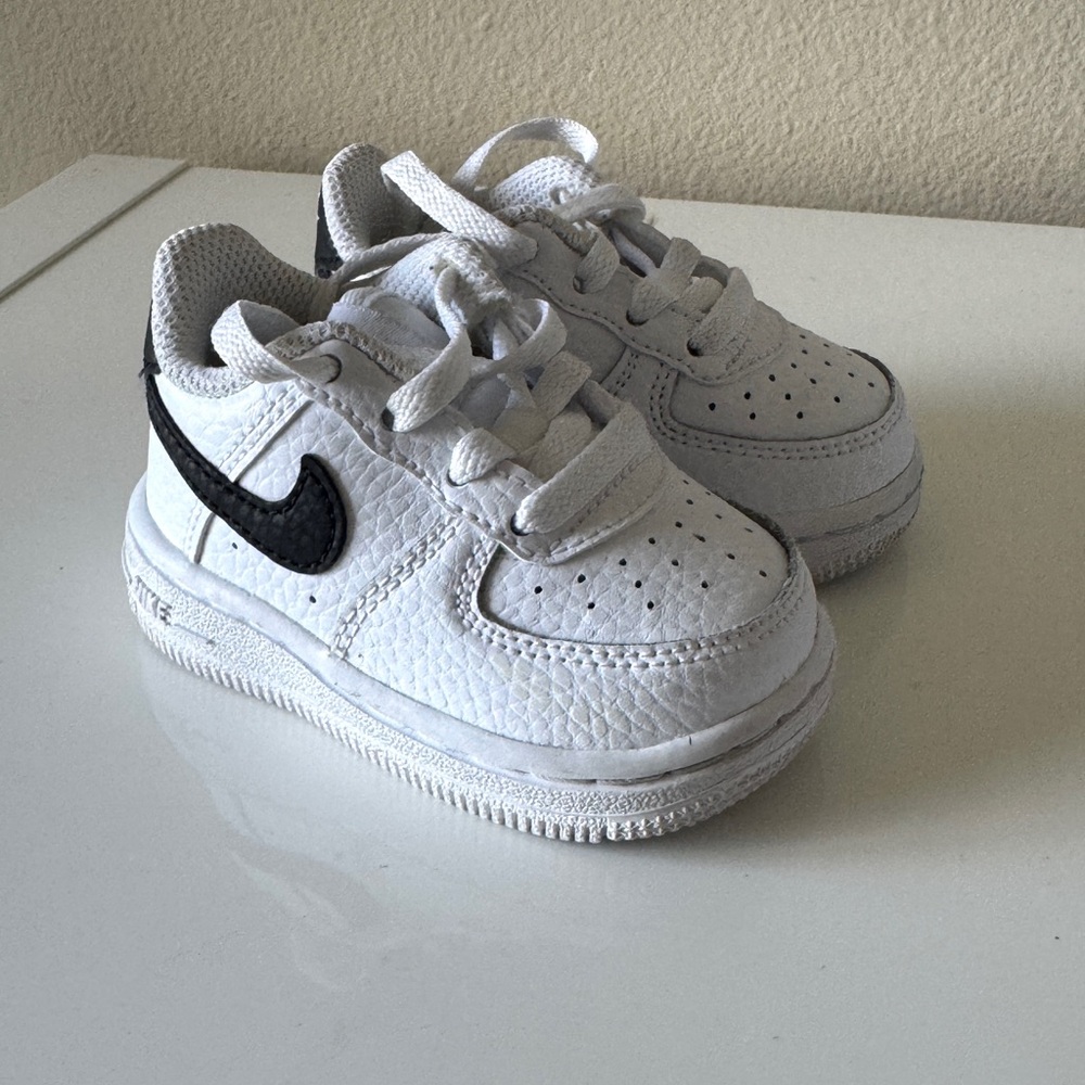 Toddler Nike Force 1 Shoes- Size 3